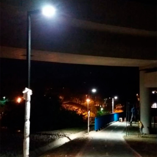 Poste de Jardim Pétala Minimalista Ludwig para Lâmpada Tubo LED