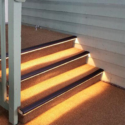 Perfil de Alumínio Sobrepor para Escada - LED Integrado